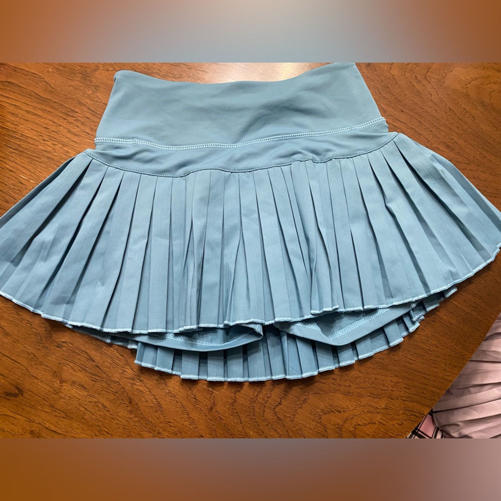 Elegant Blue Pleated Skater Skirt